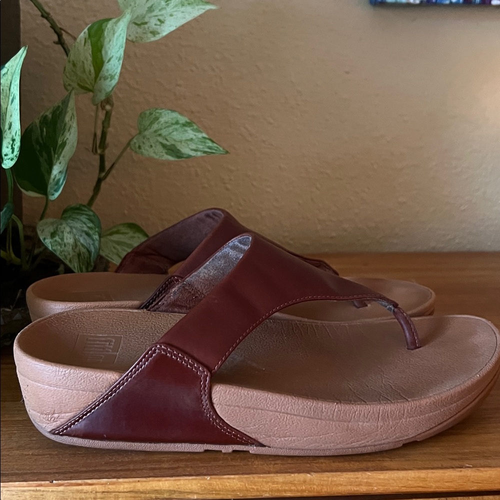 Fit Flop Lulu Leather Toe Post Sandals 8